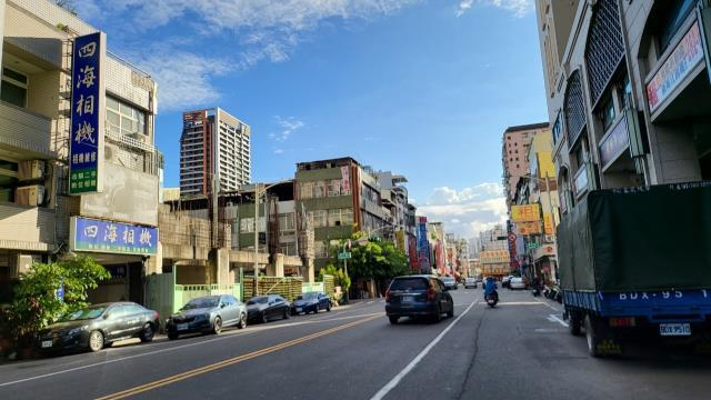 高雄新興區透天-0