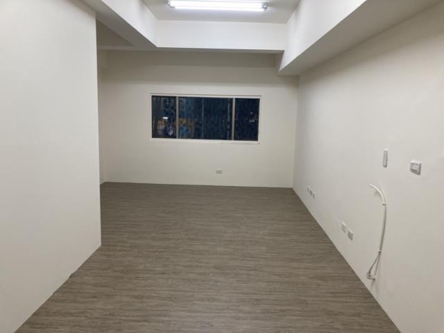 高雄左營店面-4