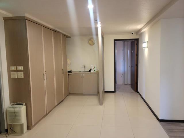 高雄前金透天-2