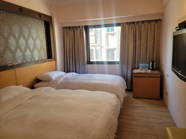 高雄前金透天-3