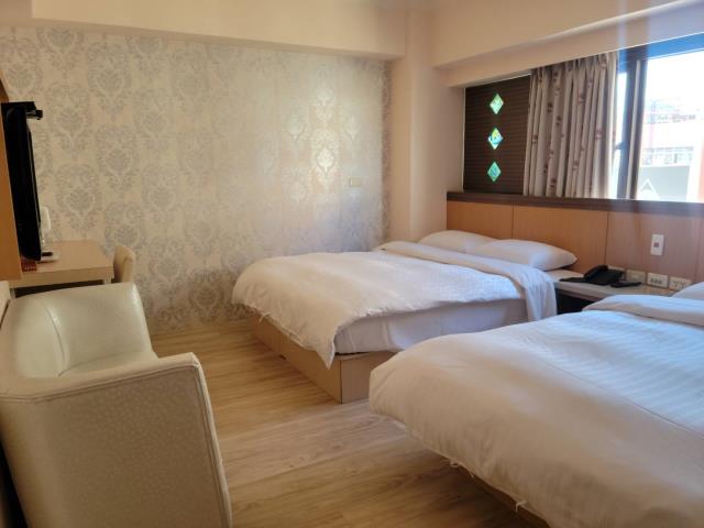 高雄前金透天-4