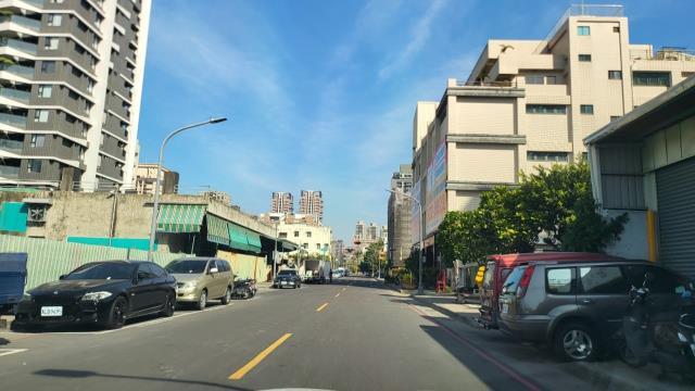 三民區廠房-1
