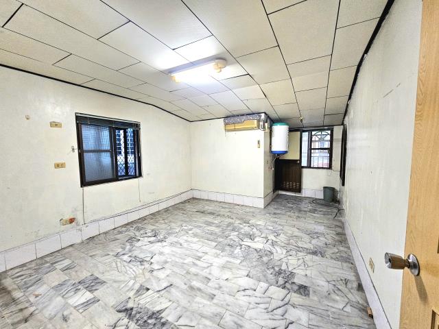 高雄左營透天-11