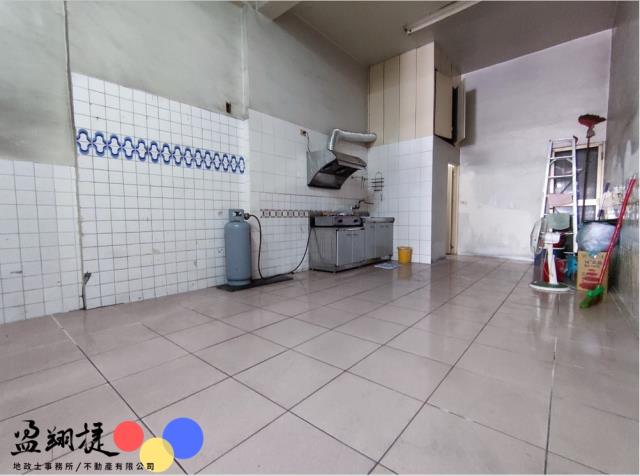 高雄鳳山透天-1