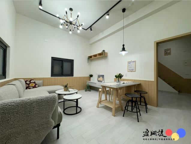 高雄前鎮透天-0