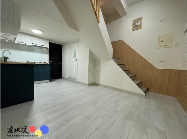 高雄前鎮透天-6