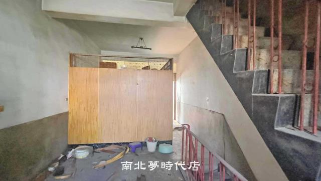 高雄苓雅透天-9