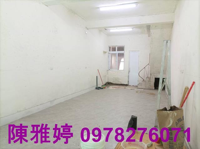 高雄苓雅透天-1