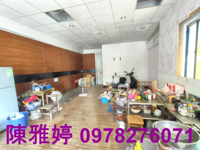 高雄新興區透天-1