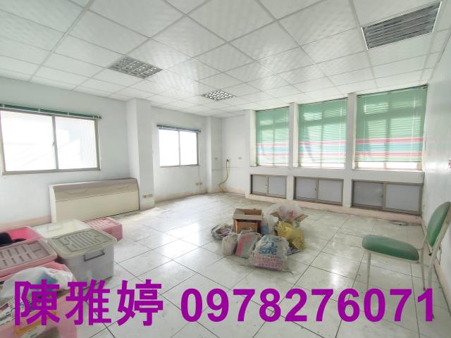 高雄新興區透天-5