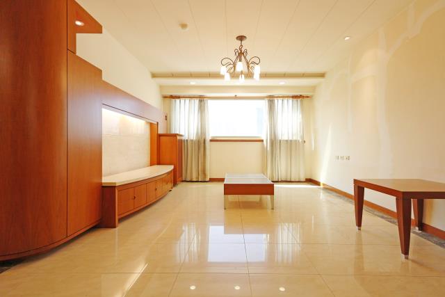 高雄前金大樓-1