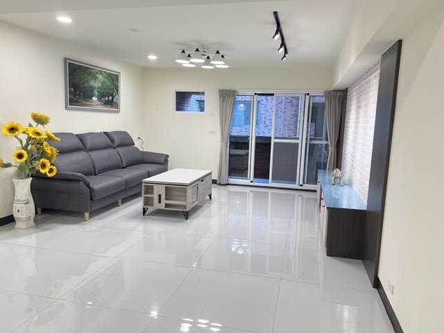 高雄三民區大樓-1