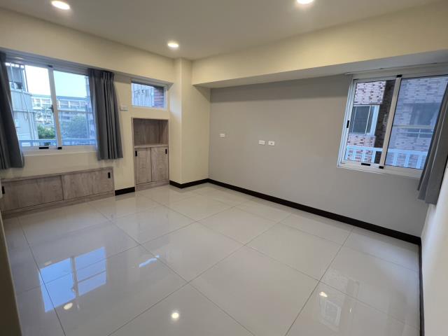 高雄三民區大樓-5