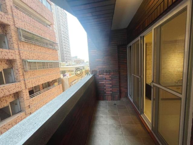 高雄三民區大樓-9