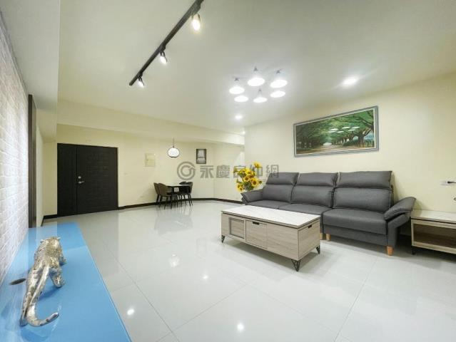 高雄三民區大樓-1