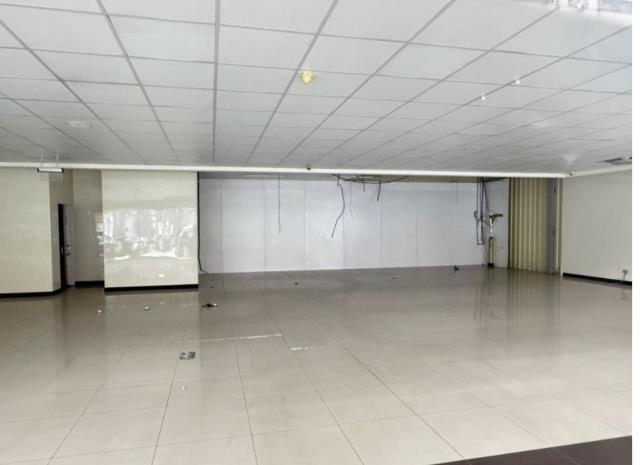 高雄小港店面-0