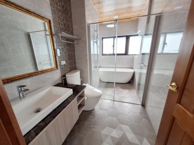 高雄茄萣透天-6