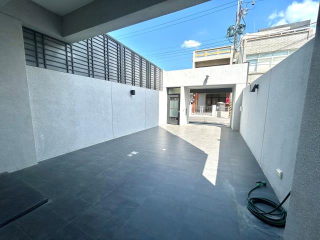 高雄岡山透天-1