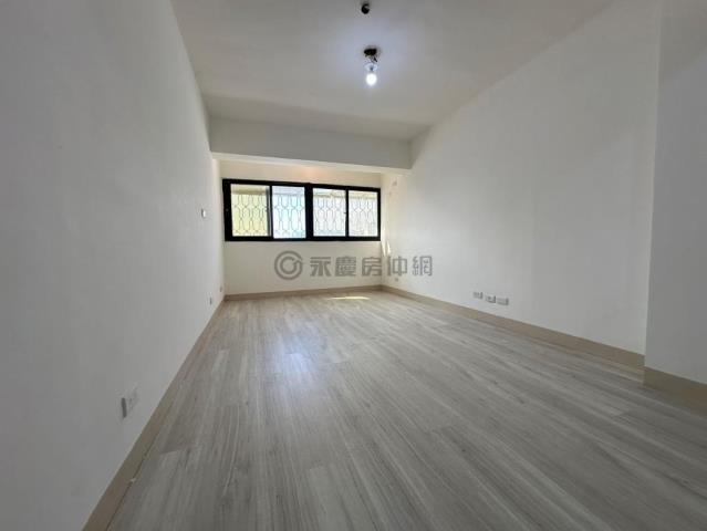 高雄新興區大樓-2