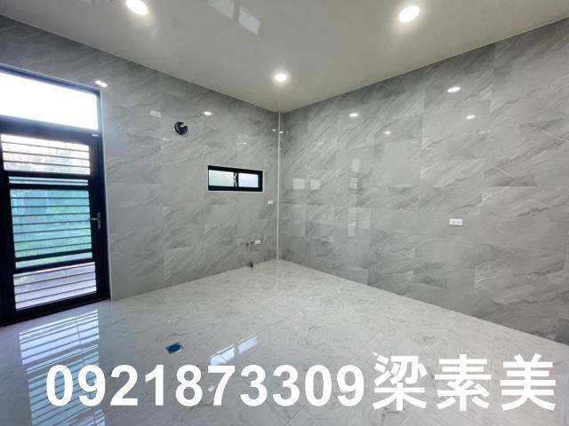 高雄茄萣透天-1