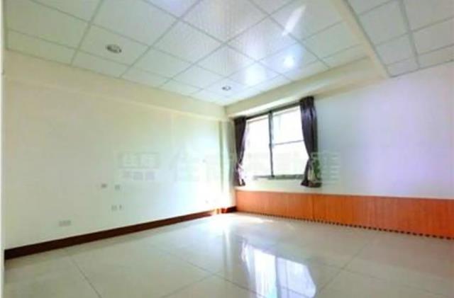 高雄三民區大樓-1