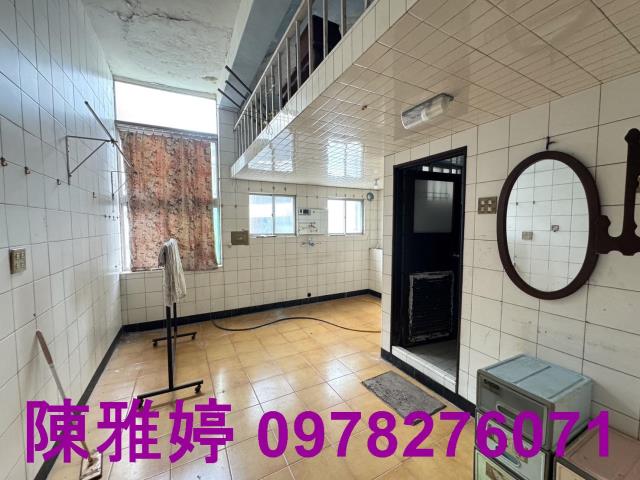 高雄前金透天-6