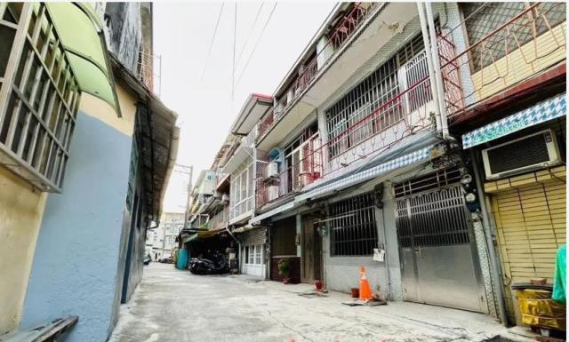 高雄鼓山透天-13