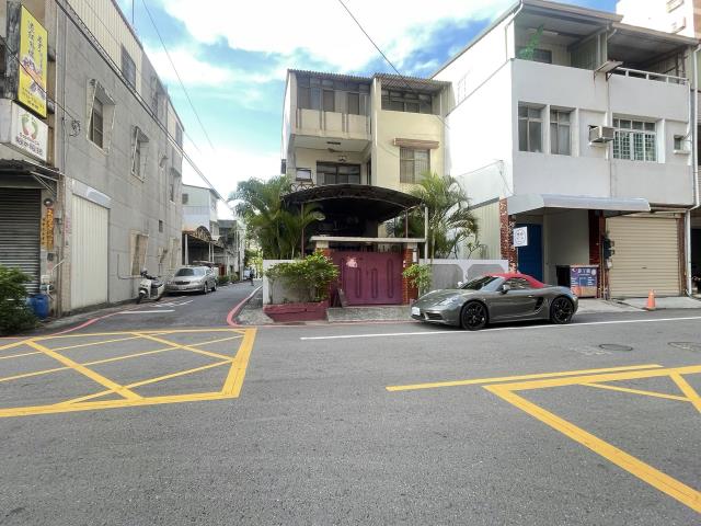 高雄岡山透天-0