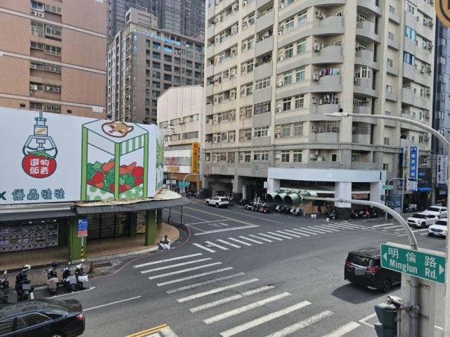 高雄鼓山透天-13