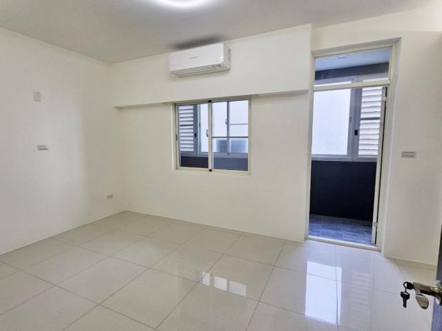 高雄鼓山透天-6