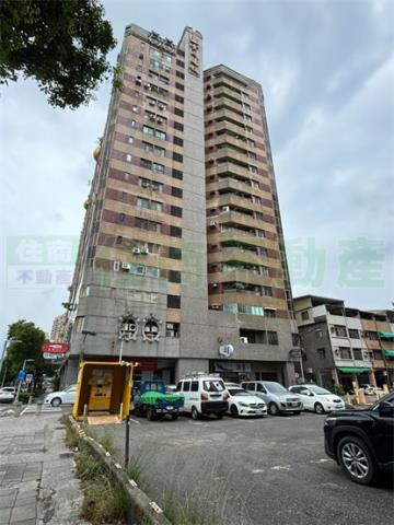 高雄新興區大樓-1