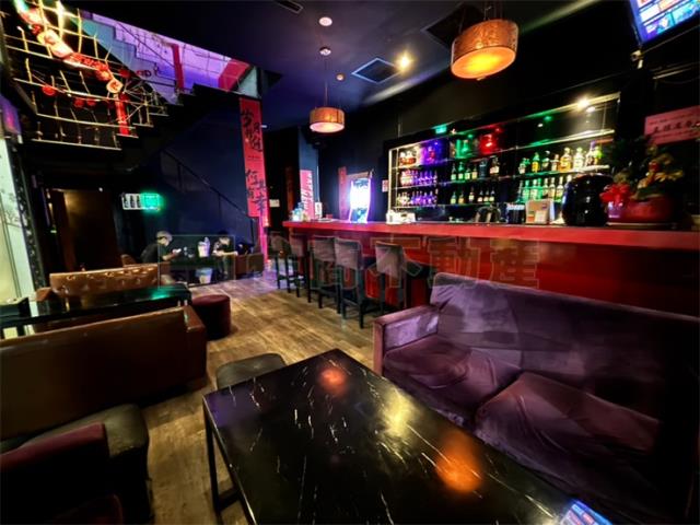 高雄新興區大樓-4