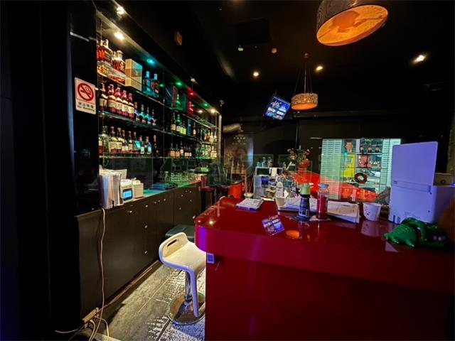 高雄新興區大樓-5