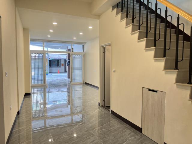 高雄鳳山透天-1