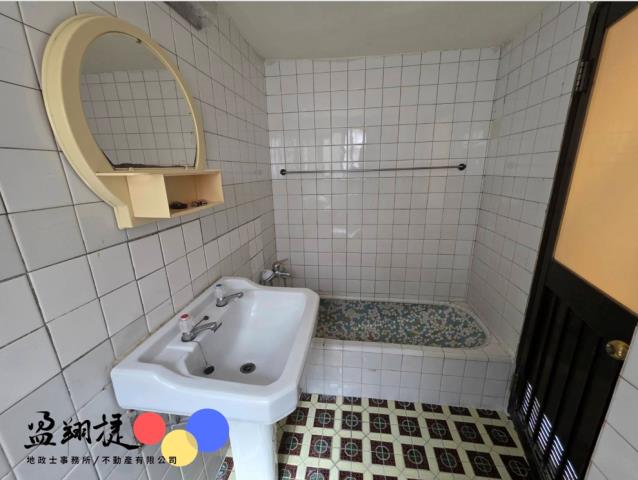 高雄三民區透天-7