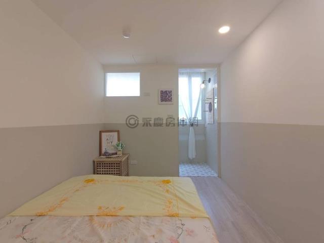 高雄新興區大樓-12