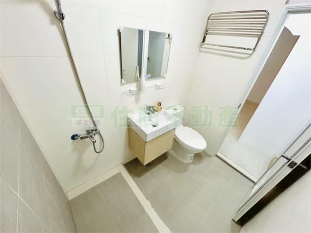 高雄小港公寓-8