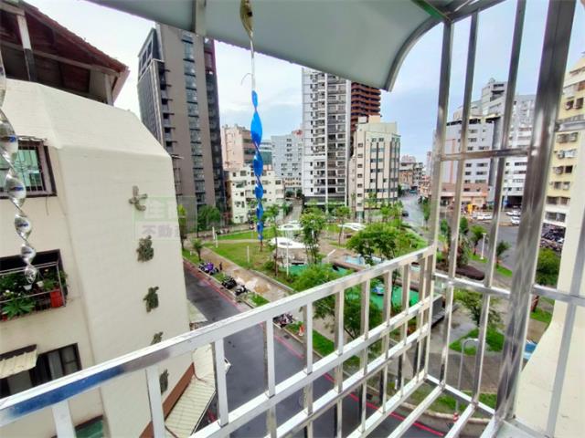 高雄鹽埕大樓-9