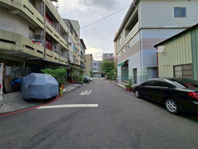 高雄前鎮透天-12