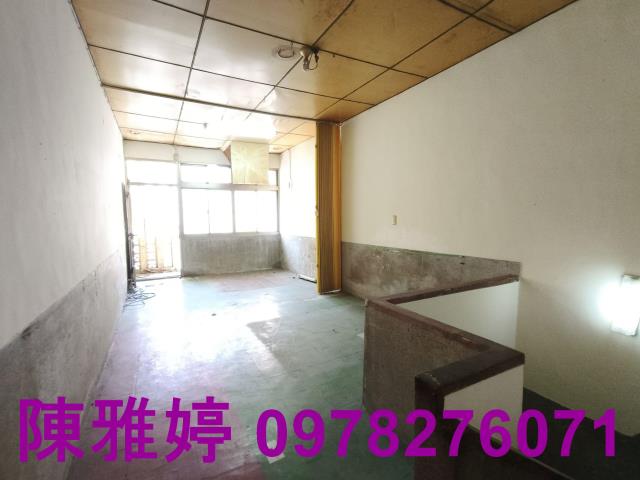 高雄苓雅透天-8