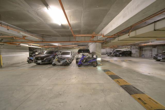 高雄三民區大樓-12