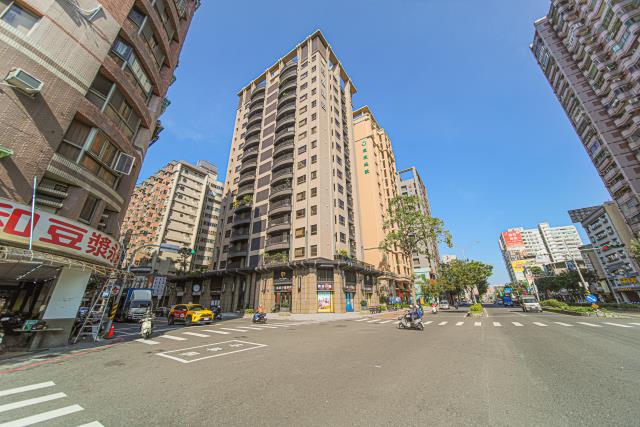 高雄三民區大樓-13