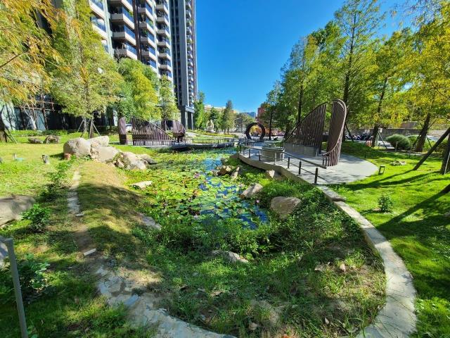 高雄左營大樓-1