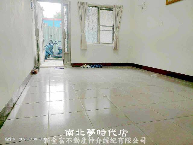 高雄前鎮透天-1