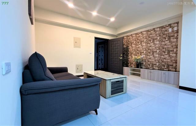 高雄新興區大樓-5