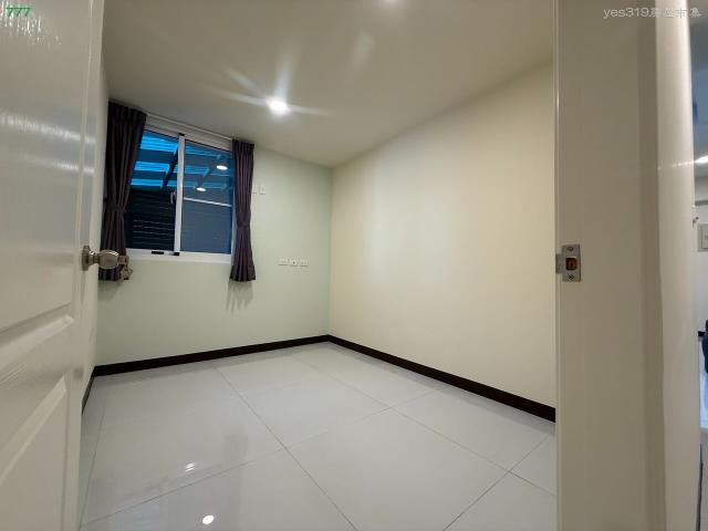 高雄新興區大樓-3