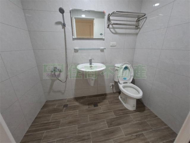 高雄三民區大樓-11