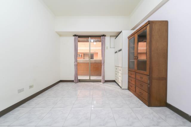 高雄三民區大樓-7