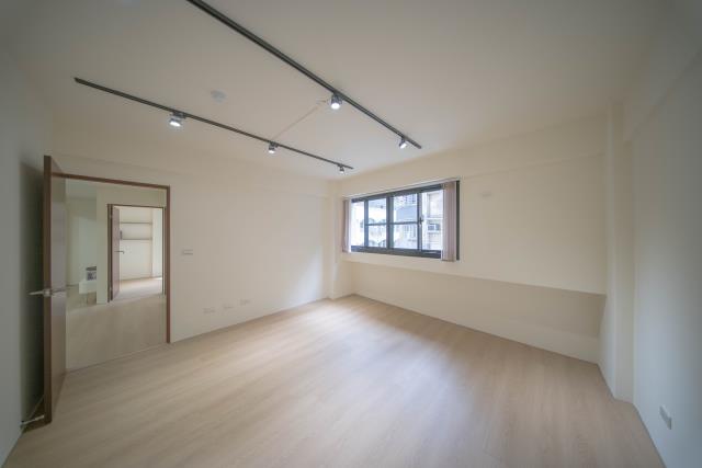 高雄苓雅大樓-4