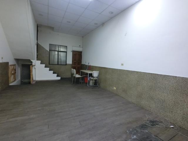 高雄苓雅透天-1